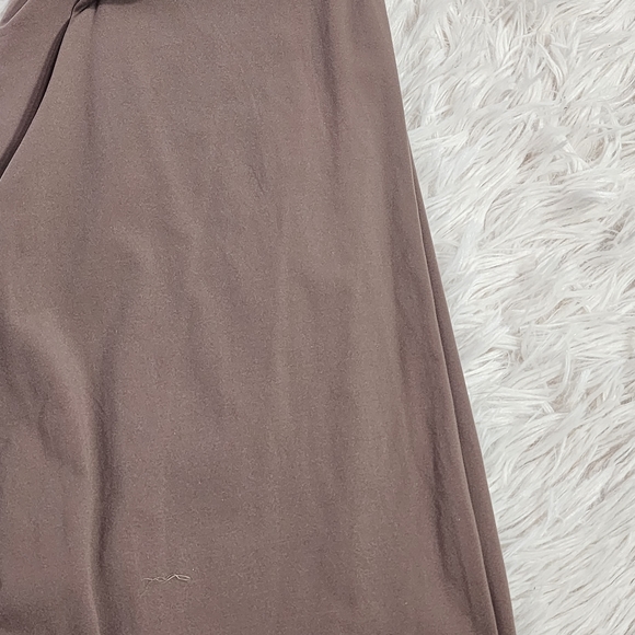 SKIMS Fits Everybody Leggings in Umber/ MEDIUM/NWT - Picture 5 of 9